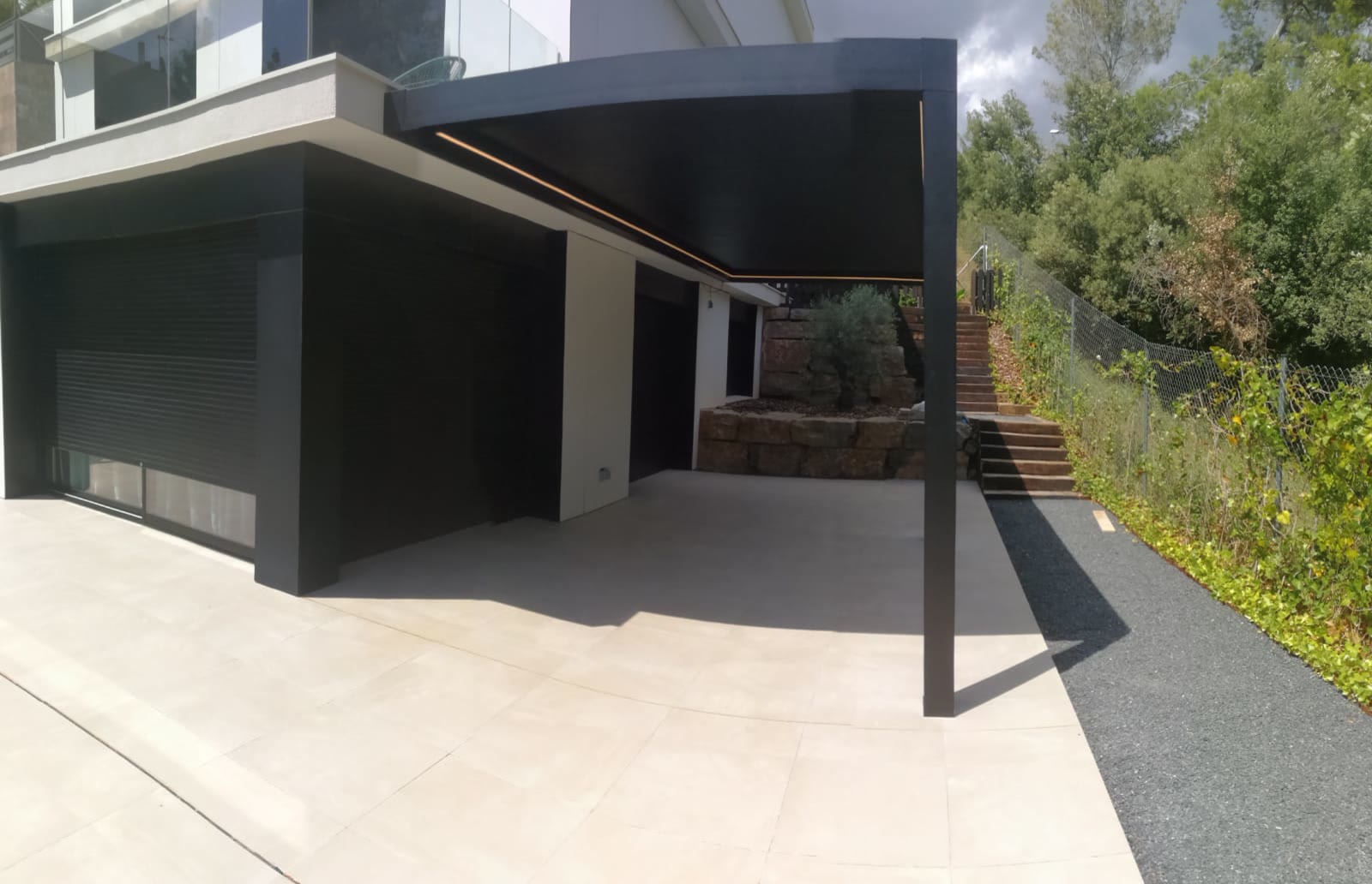 Pèrgola bioclimàtica 2 Pèrgola bioclimàtica 2