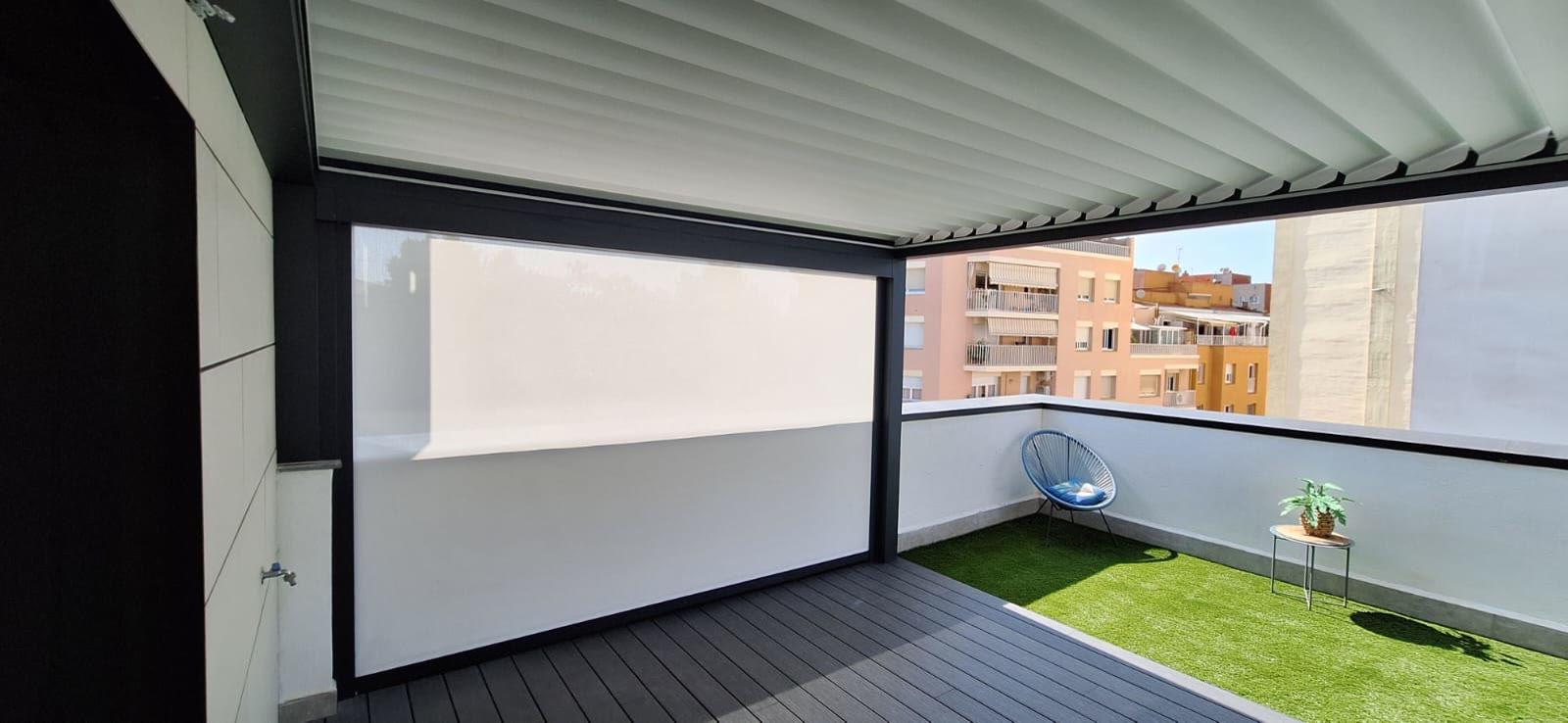 Pèrgola bioclimàtica en dúplex 5 Pèrgola bioclimàtica en dúplex 5